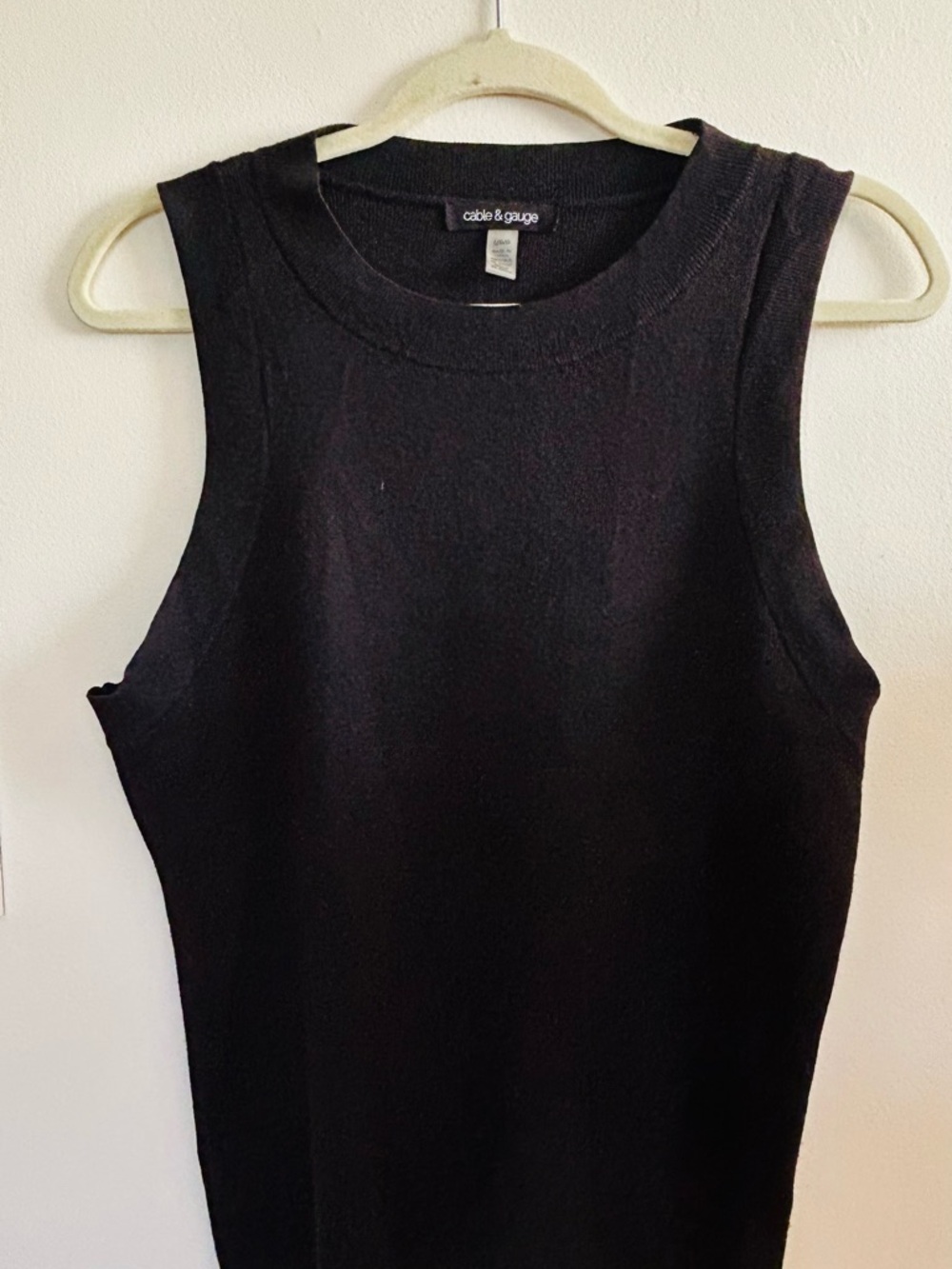 Cable & Gauge Black Ribbed Sleeveless Knit Top